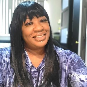 Meet your Posher, Evelyn